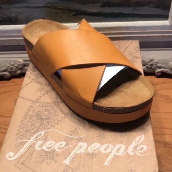LAST PAIRS! NEW FREE PEOPLE  Sidelines Flatform Sandals  392S0 in sunset orange - Picture 8 of 11